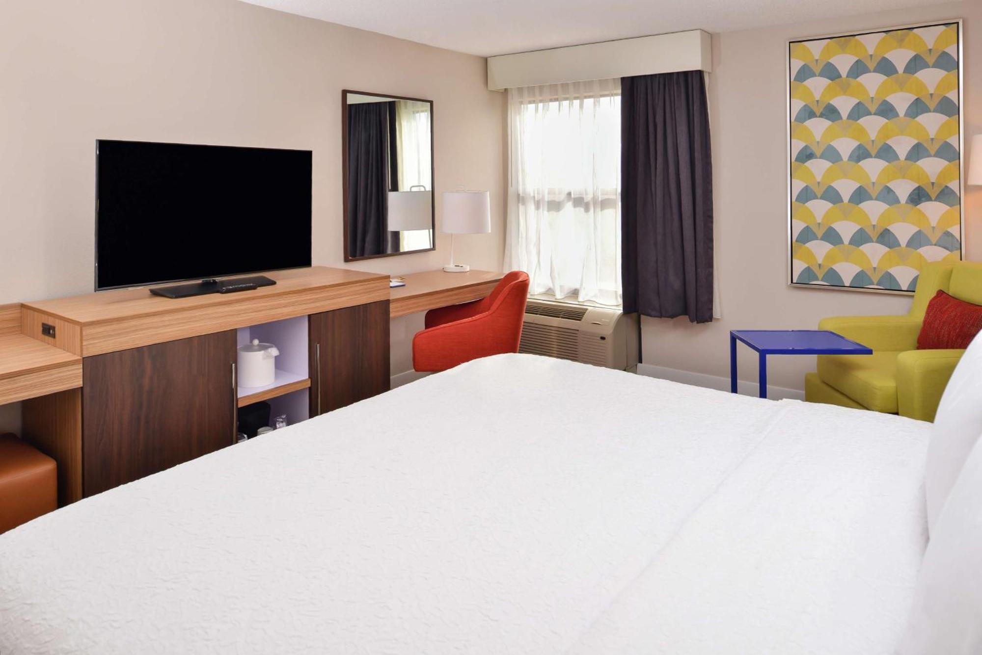Hampton Inn Greensboro East / Mcleansville Экстерьер фото